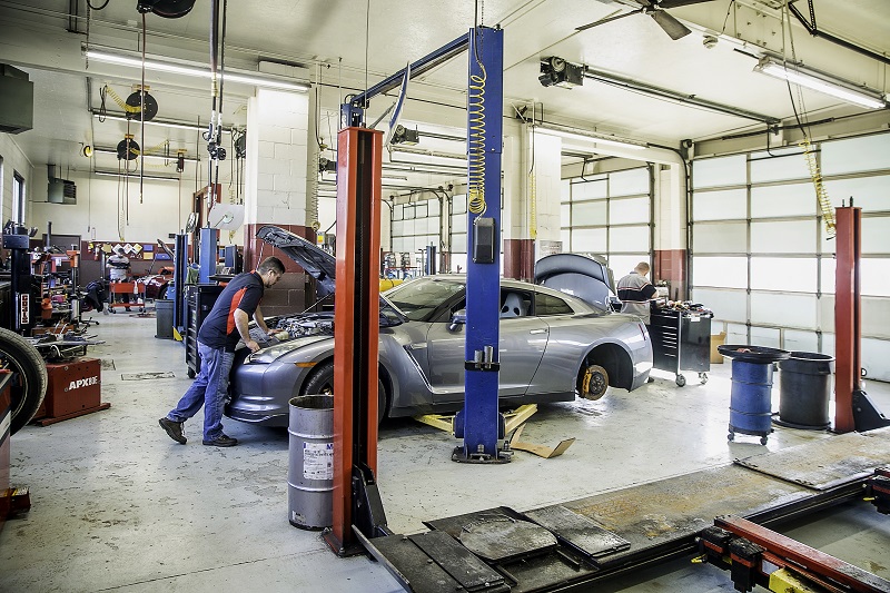 Best Car Repair Service Centre & Benefits of Going with Them