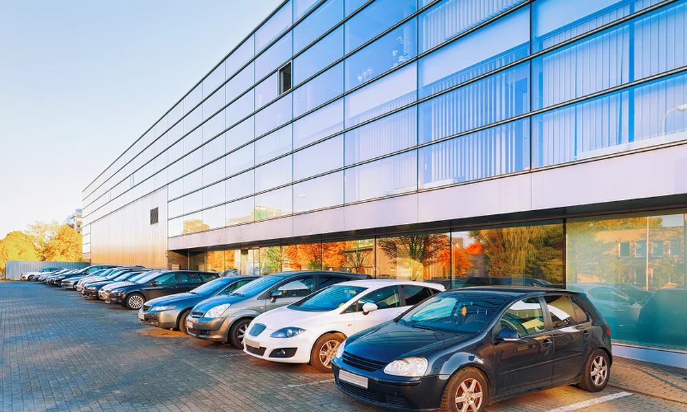 How Businesses Benefit from Vehicles for Lease